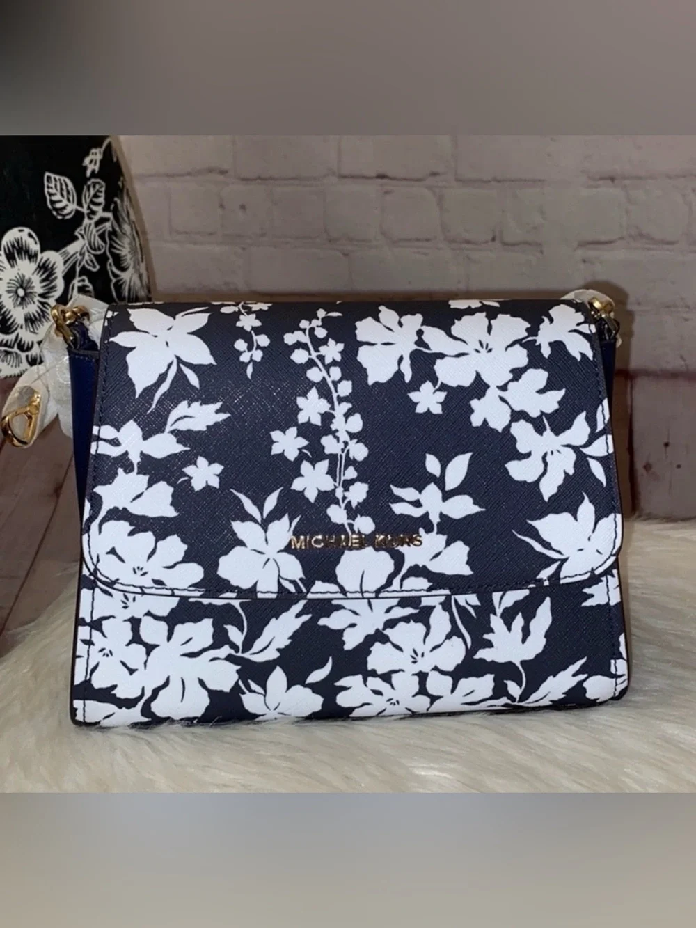 Michael Kors SOFIA Satchel/JET SET TRAVEL Wallet 2pc Set